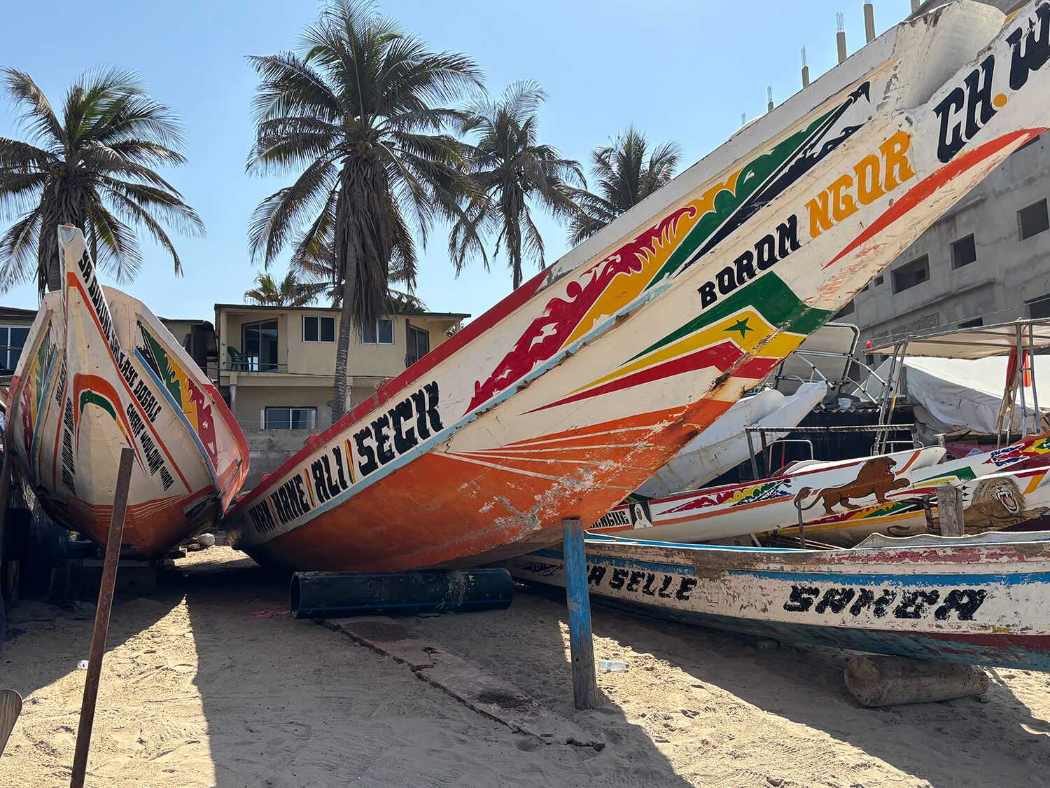 Het strand van de wijk N’Gor
